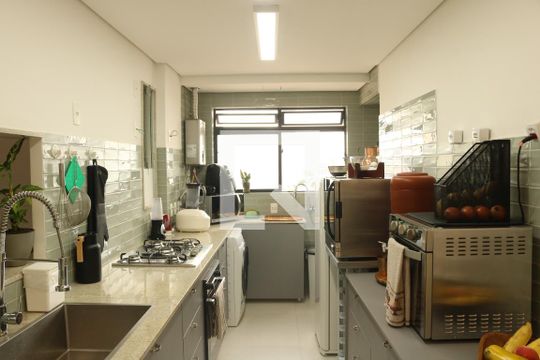 Cozinha de apartamento à venda com 3 quartos, 83m² em Vila Ipojuca, São Paulo
