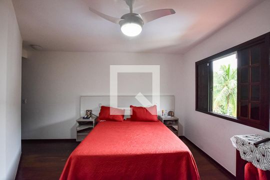 Quarto Suíte de casa à venda com 3 quartos, 300m² em Matapaca, Niterói