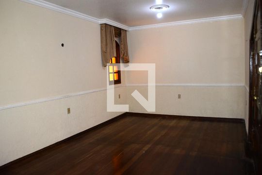 Casa à venda com 5 quartos, 193m² em Cidade Nova, Belo Horizonte