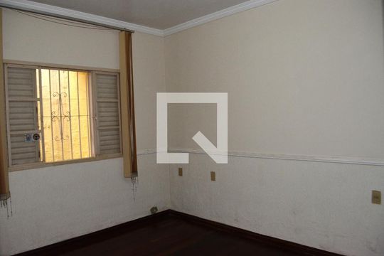 Quarto 2 de casa à venda com 5 quartos, 193m² em Cidade Nova, Belo Horizonte