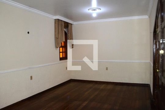 Sala de casa à venda com 5 quartos, 193m² em Cidade Nova, Belo Horizonte
