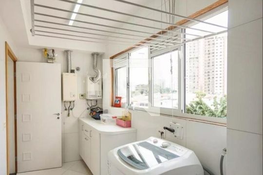 Apartamento à venda com 3 quartos, 141m² em Água Rasa, São Paulo