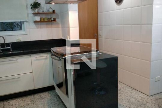 Apartamento à venda com 3 quartos, 145m² em Jardim Analia Franco, São Paulo