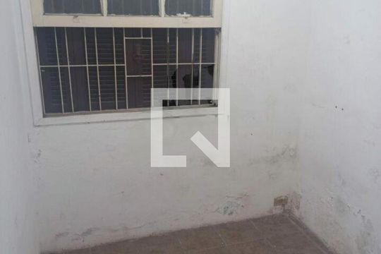 Casa à venda com 3 quartos, 156m² em Vila Canero, São Paulo