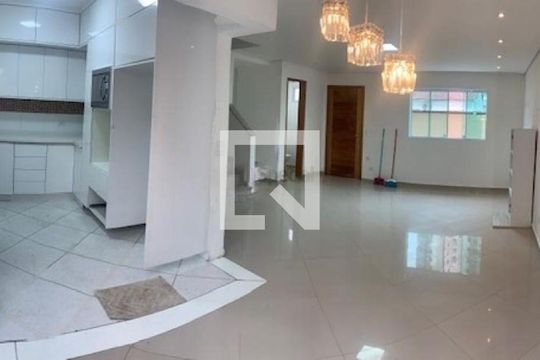 Casa à venda com 3 quartos, 115m² em Vila Matilde, São Paulo