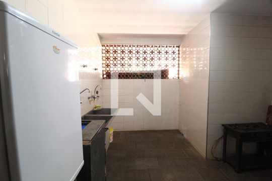 Área de Serviço de casa para alugar com 5 quartos, 564m² em Vigilato Pereira, Uberlândia