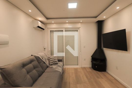 Sala de casa à venda com 3 quartos, 261m² em Scharlau, São Leopoldo