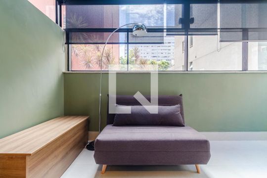 Varanda de kitnet/studio para alugar com 1 quarto, 27m² em Cerqueira César, São Paulo