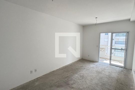 Sala de apartamento à venda com 2 quartos, 64m² em Campestre, Santo André