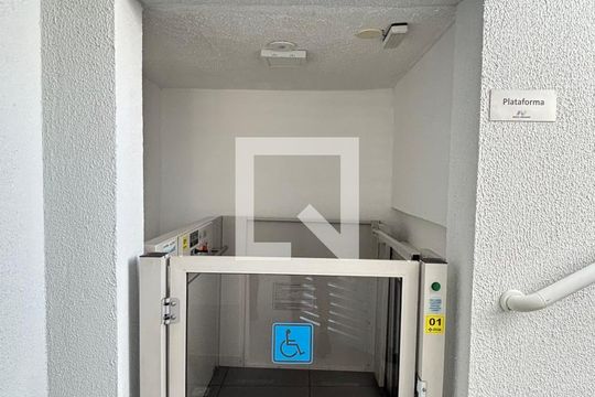 Área comum - Elevador de apartamento à venda com 2 quartos, 64m² em Campestre, Santo André