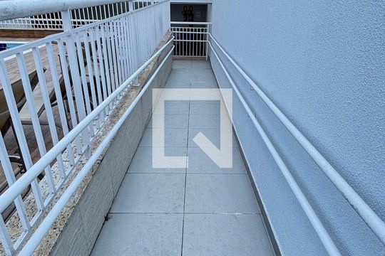 Rampa - Corrimão de apartamento à venda com 2 quartos, 64m² em Campestre, Santo André