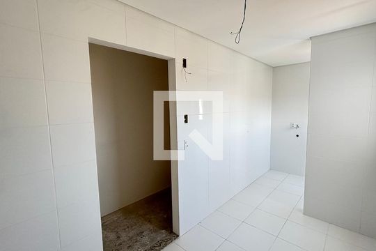 Cozinha de apartamento à venda com 2 quartos, 64m² em Campestre, Santo André