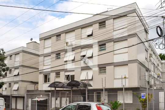 Fachada de apartamento à venda com 1 quarto, 44m² em Petrópolis, Porto Alegre
