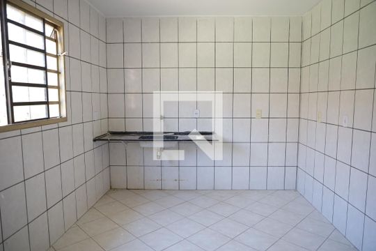 Cozinha de casa à venda com 3 quartos, 250m² em Residencial Araguaia, Goiânia