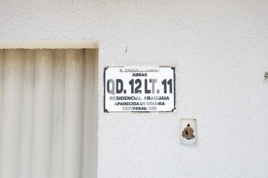 Fachada de casa à venda com 3 quartos, 250m² em Residencial Araguaia, Goiânia