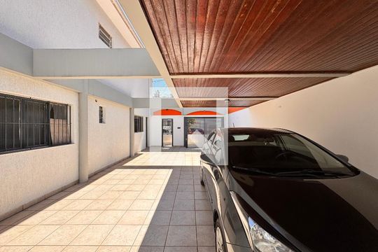 Garagem de casa à venda com 4 quartos, 230m² em Vila Assunção, Santo André