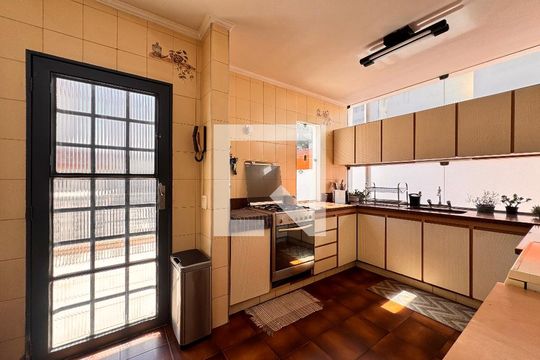 Cozinha de casa à venda com 4 quartos, 230m² em Vila Assunção, Santo André