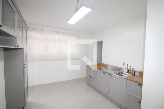 Cozinha de apartamento à venda com 3 quartos, 160m² em Santana, São Paulo