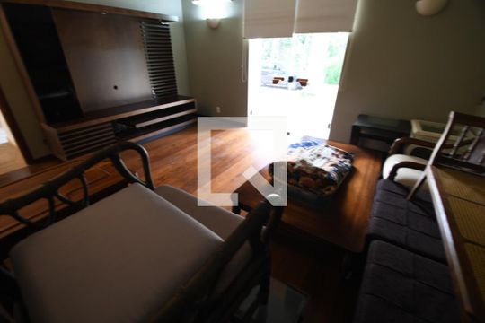 Sala de TV de casa de condomínio à venda com 6 quartos, 1120m² em Condomínio Chácaras do Alto da Nova Campinas, Campinas