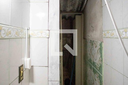 Lavabo da sala de casa à venda com 3 quartos, 51m² em Casa Grande, Diadema