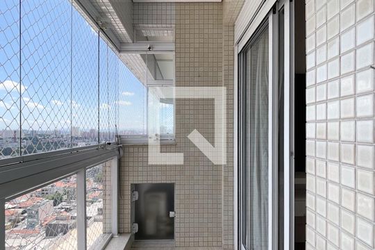 Sacada - Suíte 1 de apartamento para alugar com 4 quartos, 300m² em Jardim Tres Marias, São Bernardo do Campo