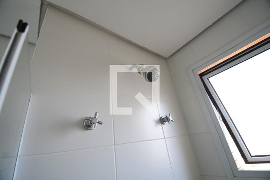 Banheiro de apartamento para alugar com 1 quarto, 51m² em Botafogo, Campinas