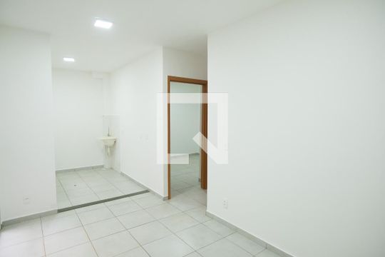 Sala de apartamento para alugar com 2 quartos, 45m² em Chácaras Hipica, Ribeirão Preto