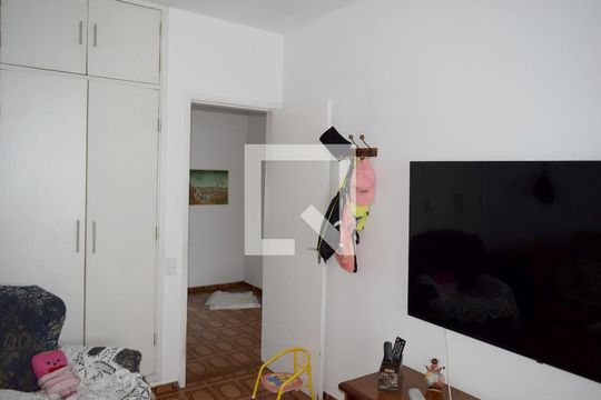 Quarto 1 de casa à venda com 4 quartos, 200m² em Sumarezinho, São Paulo