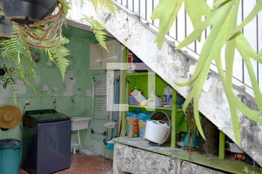 Área de Serviço de casa à venda com 4 quartos, 200m² em Sumarezinho, São Paulo