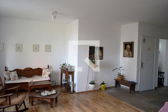 Sala de casa à venda com 4 quartos, 200m² em Sumarezinho, São Paulo