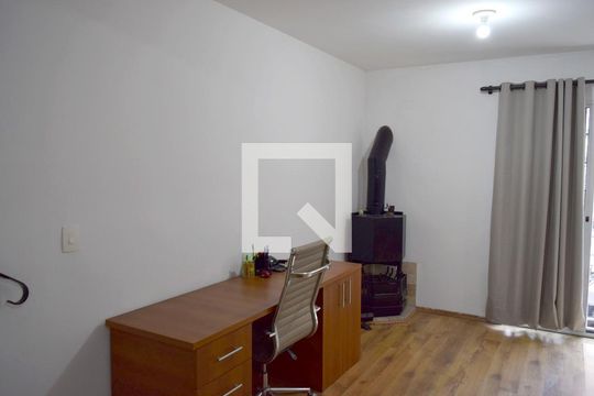Escritório de casa à venda com 4 quartos, 200m² em Sumarezinho, São Paulo