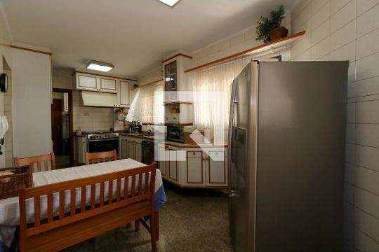 Cozinha de apartamento à venda com 4 quartos, 200m² em Jardim Bela Vista, Santo André