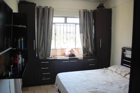 Suíte  de casa à venda com 4 quartos, 360m² em Pindorama, Belo Horizonte