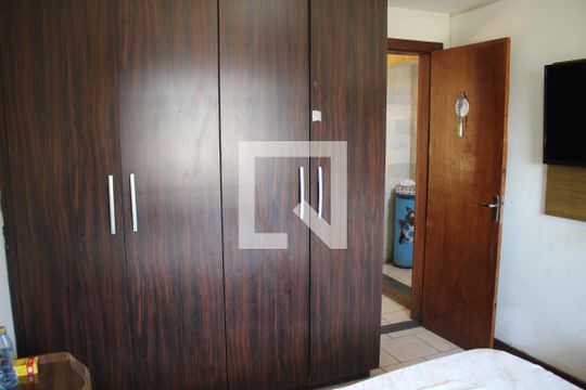 Suíte  de casa à venda com 4 quartos, 360m² em Pindorama, Belo Horizonte