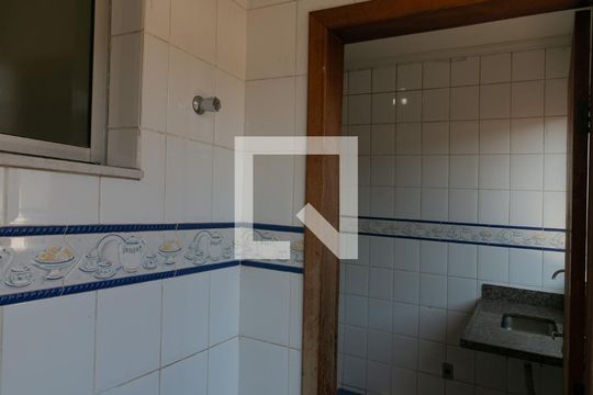 Área de Serviço de apartamento para alugar com 2 quartos, 60m² em Itatiaia, Belo Horizonte