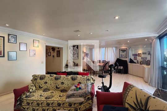 Sala de apartamento à venda com 4 quartos, 203m² em Cerqueira César, São Paulo