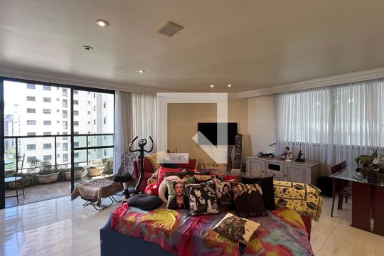 Sala de apartamento à venda com 4 quartos, 203m² em Cerqueira César, São Paulo