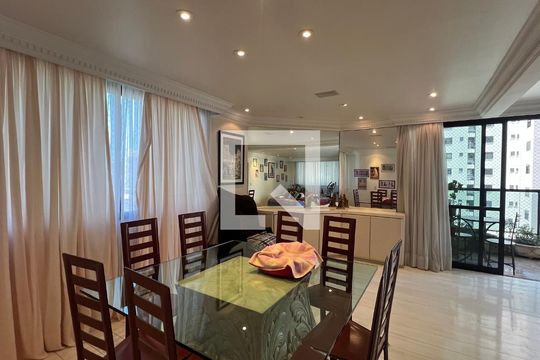 Sala de Jantar de apartamento à venda com 4 quartos, 203m² em Cerqueira César, São Paulo