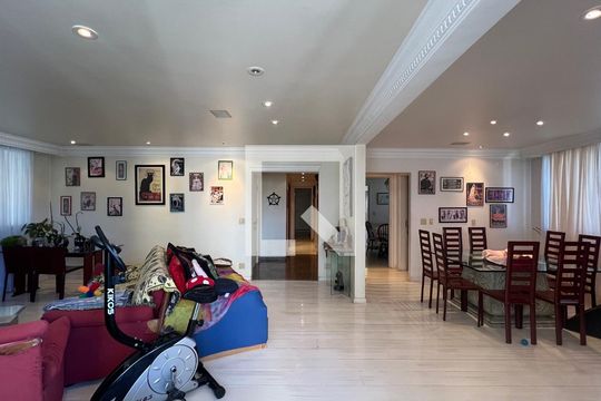 Sala de apartamento à venda com 4 quartos, 203m² em Cerqueira César, São Paulo