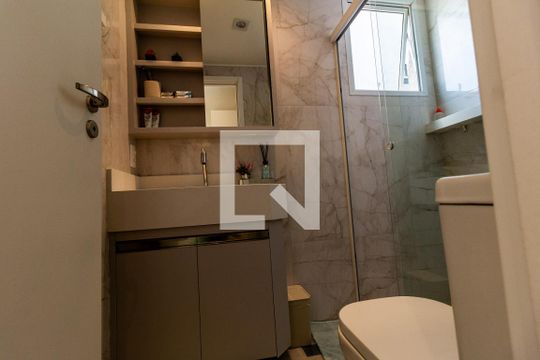 Banheiro da Suíte 2 de apartamento à venda com 2 quartos, 53m² em Barra Funda, São Paulo
