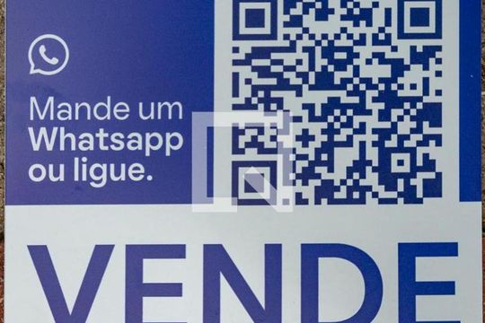 Placa de vende instalada na fachada do prédio (GANU-61) de apartamento para alugar com 3 quartos, 85m² em Alto Barroca, Belo Horizonte