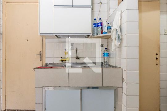 Cozinha de apartamento para alugar com 3 quartos, 85m² em Alto Barroca, Belo Horizonte