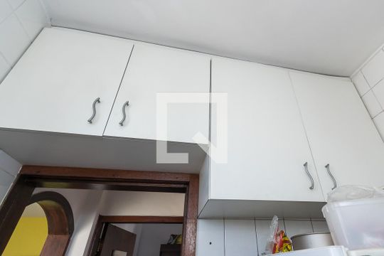 Cozinha - Armários de apartamento para alugar com 1 quarto, 31m² em Irajá, Rio de Janeiro
