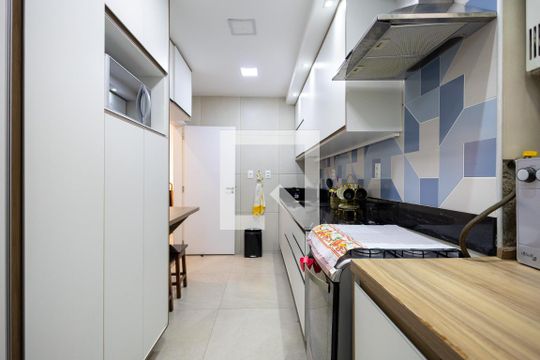 Cozinha de apartamento à venda com 2 quartos, 58m² em Vila Isabel, Rio de Janeiro