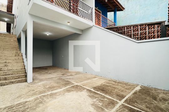 Garagem de casa à venda com 2 quartos, 94m² em Parque Continental Ii, Guarulhos