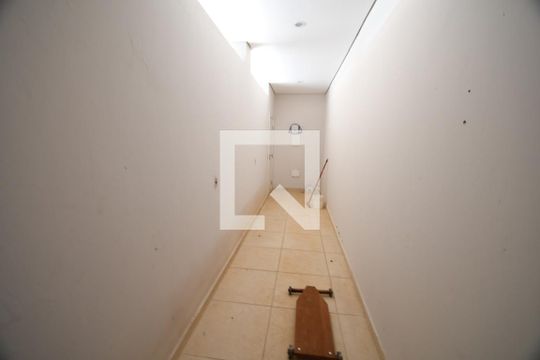 Despensa da Garagem de casa à venda com 3 quartos, 336m² em Cidade Universitária, Campinas