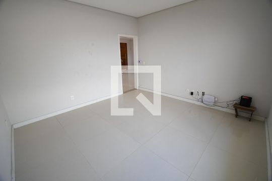 Sala TV de casa à venda com 3 quartos, 336m² em Cidade Universitária, Campinas