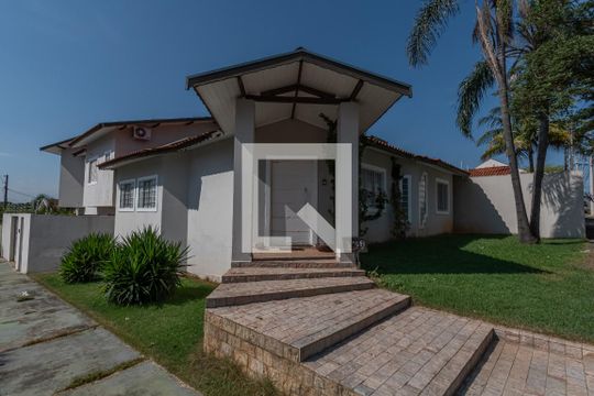 Fachada  de casa para alugar com 5 quartos, 300m² em Parque Ortolândia, Hortolândia