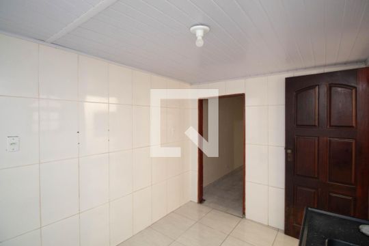 Cozinha de casa para alugar com 1 quarto, 30m² em Jardim Andarai, São Paulo