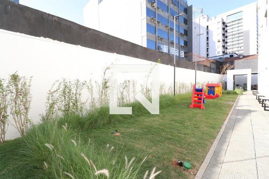 Área comum - Playground de apartamento para alugar com 2 quartos, 34m² em Barra Funda, São Paulo